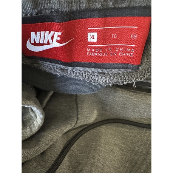 Nike Sportswear Tech Fleece Black Gray Sweatpants Joggers 805162-071 Men's XL - Picture 8 of 15